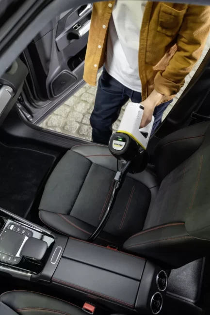 Пылесос Karcher VC 4 Cordless MyHome Car (1.198-632.0)