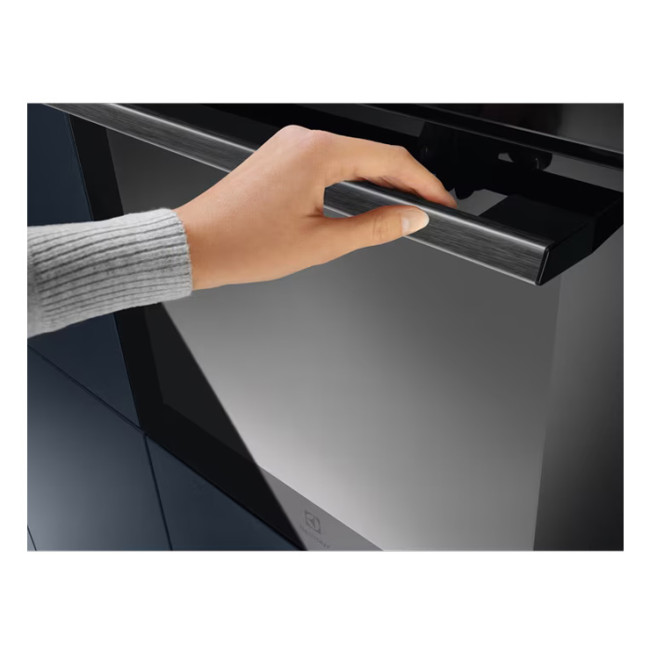 Электрический духовой шкаф Electrolux EOE7C31Z Электрический духовой шкаф Electrolux EOE7C31Z